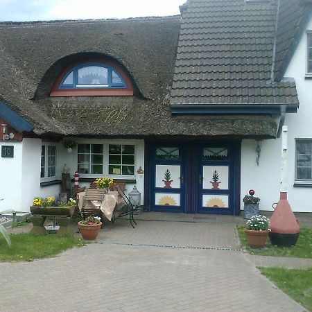 Pension Martens - Gaubenwohnung Wieck Exteriér fotografie