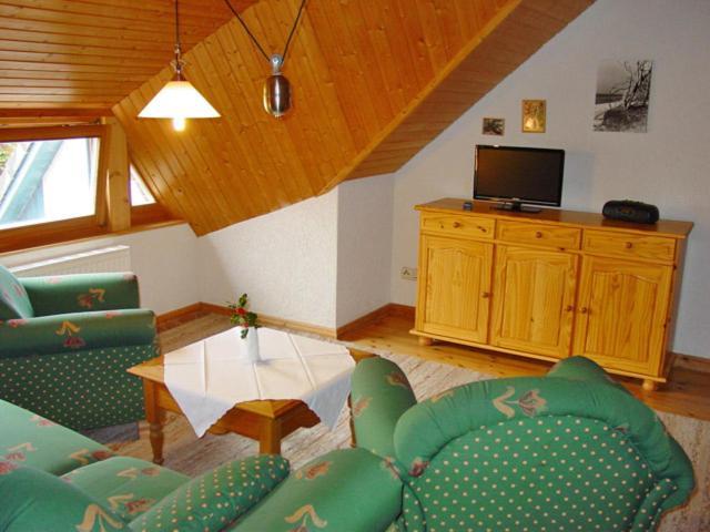Pension Martens - Gaubenwohnung Wieck Exteriér fotografie